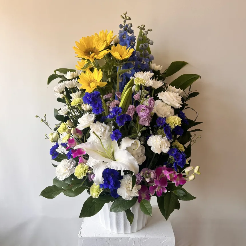 花季のバルーン・アレンジメント|ポップで華やかなお祝いの花